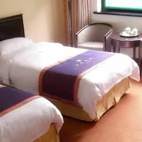 Wutaishan Yuanfeng Hotel - Image 2