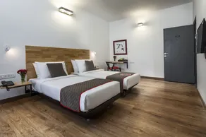 Townhouse Kaushambi Metro Ghaziabad - Image 4