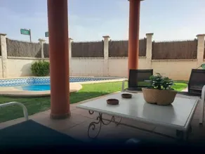 Las Villas Chalet y Piscina a 10 de Sevilla - Image 3