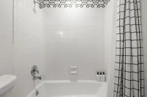 Relaxing 2BR Florida Home Close to Beach - Image 4