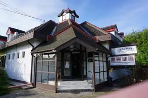 Marcus Hotel - Image 2