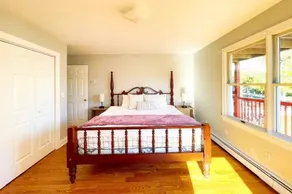 Centrally Located Oasis 20 Houston House Stamford - Image 3