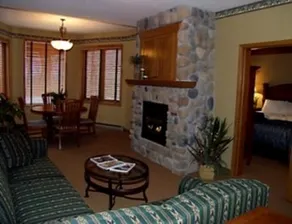 Riverwood Inn And Conference Center - Image 3