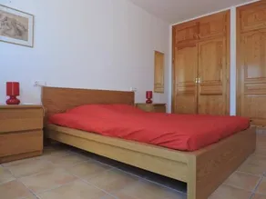 Stunning 3-bed House in Pego - Image 3