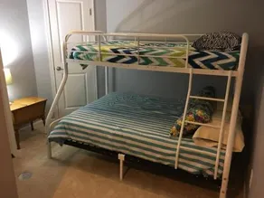 Comfortable Private Apartment - Image 3