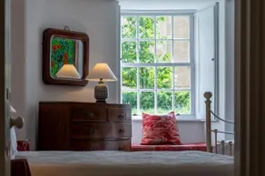 Somerset House - Charming Period 1BD - Image 3