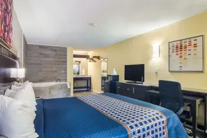 Days Inn by Wyndham Monroeville Pittsburgh - Image 5