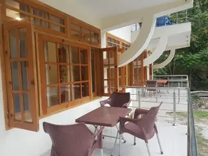 Heaven Rose Hotel Khanian - Image 4