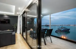 Pineapple Seaside Suite - Image 5