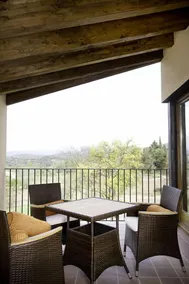 Apartaments Ca l'Estamenya Plaça de l'Esglesia - Image 3