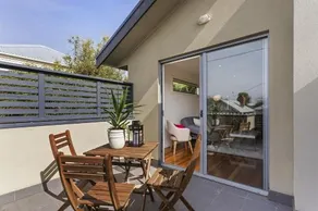 Complete Host Richmond Townhouse Collection - Image 2