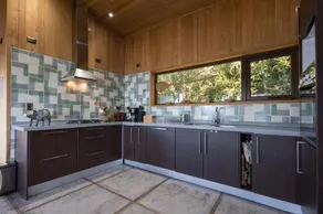 Casas Martín Pescador, Lago Huillinco, Chiloe - Image 5