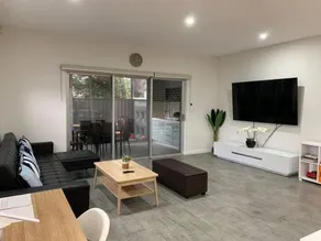A pleasant & sweet Home - Image 3