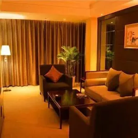 Wanhua Mountain Hotel - Image 2