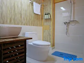 Mrs. Sha's Living Room Inn - Image 2