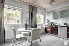 Westend Luxury Spa House - Image 4