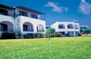Chrissi Amoudia Hotel - Image 1