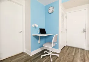 Hollywood Walk of Fame Furnished Apartments - Image 4