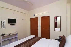 Hotel Trisha by OYO Rooms - Image 5