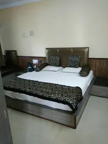 Hotel Savshanti Lake Resort - Image 5