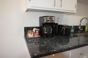 Boutique Citrus Apartments - Image 3