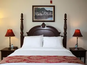 State Street Inn - Image 4