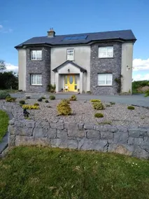 Golden Rose House - Image 5