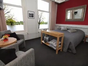 van Dijk - Image 3