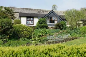 Greenswood Cottage - Cosy cottage, rural location, beautiful landscaped gardens with pond and lake - Image 3