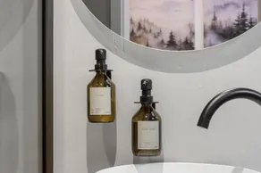 Winetime modern luxuriÃ¶s direkt im Zentrum Netflix - Image 5