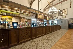 The Golden Hope Wetherspoon - Image 4