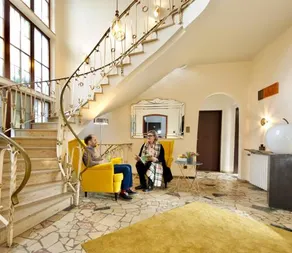 Hotel Avenida by zwei&vierzig - Image 5