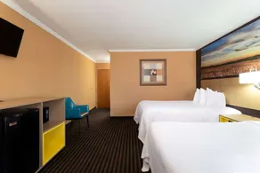 Days Inn Anderson Convention Center - Image 3