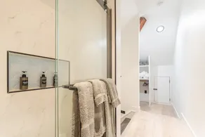 BEST of Downtown Indy Luxury Oasis 8BD Entire Home - Image 4