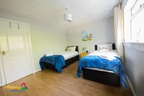 PREMIER - Kirkness Apartment - Image 3