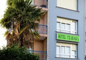 Hotel Txaraka - Image 2