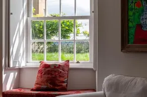 Somerset House - Charming Period 1BD - Image 2
