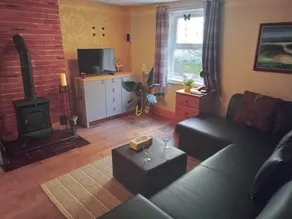 Llandovery - Cottage - Sleeps4 - Parking - Image 2