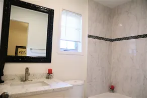 House - Image 3
