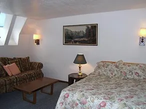 Jackson Fork Inn - Image 5