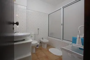 Blue Wave GuestHouse - Image 4