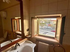 Bed & Breakfast Luxury - Image 2