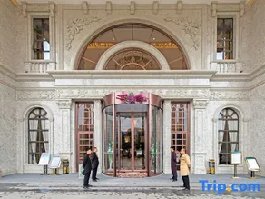 Happy Castle International Hotel - Image 3