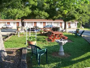 Mar Mar Resort - Image 2