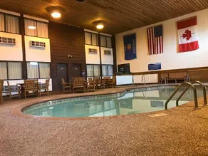Superior Inn - Image 5