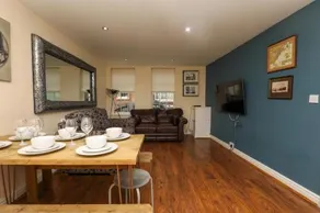 The Captains House - Image 3