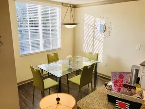 2/2 Sleeps 7 Walk to Sawgrass Mall/BB&T Center/10min from Airport 15min from MIA - Image 5