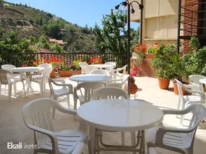 Ekali Hotel - Image 4