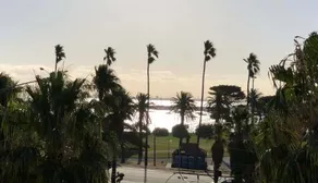 St Kilda Beachfront Penthouse - Image 4