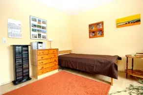2 PRIVATE SINGLE ROOMS - Image 2